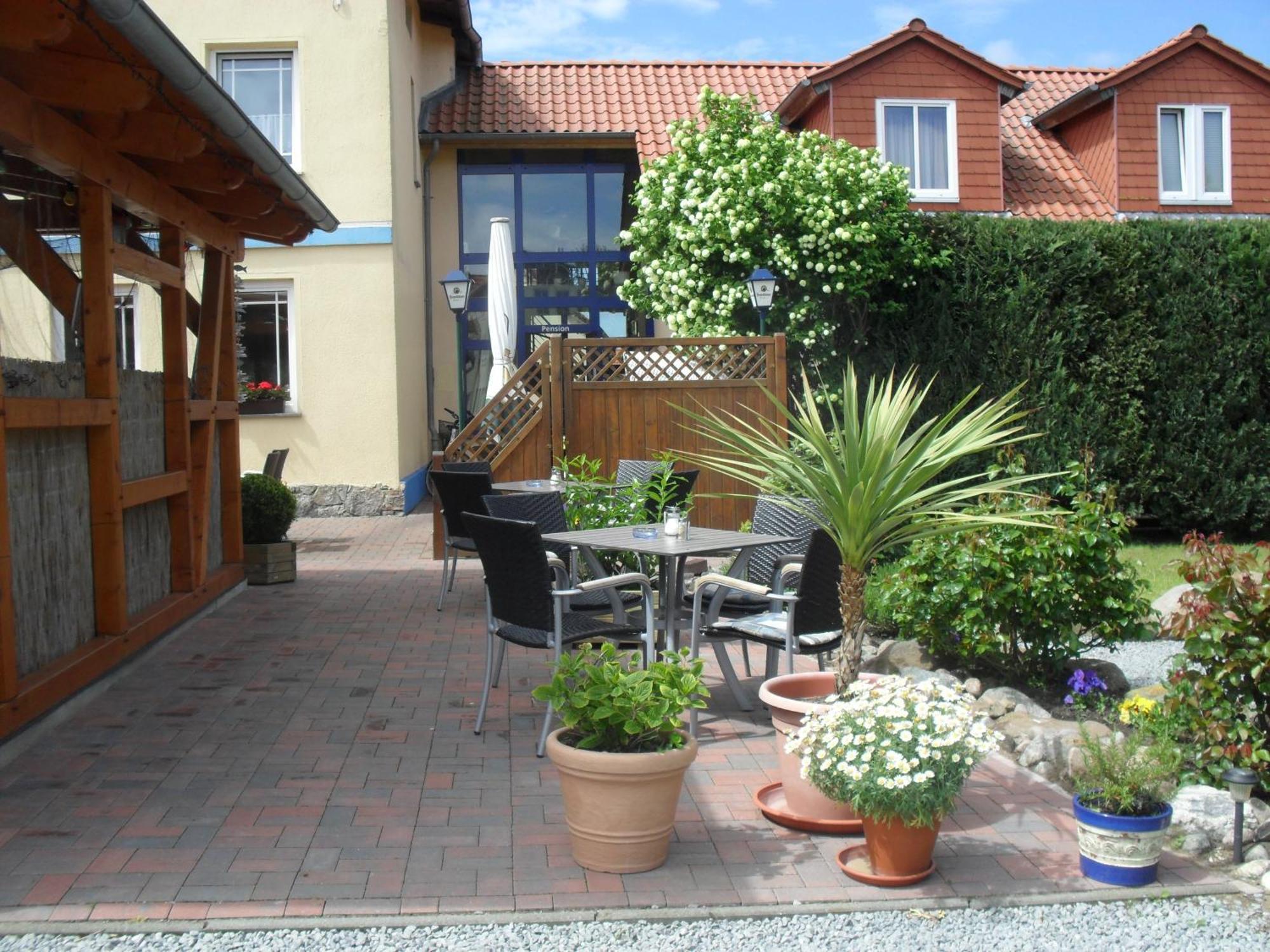 Hotel-Pension Zur Mole Wiek auf Rügen Exterior foto